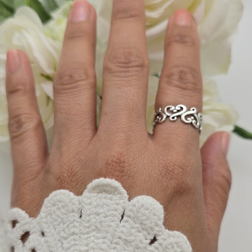 🥰 LASTING LOVE RING - Picture 2 of 6